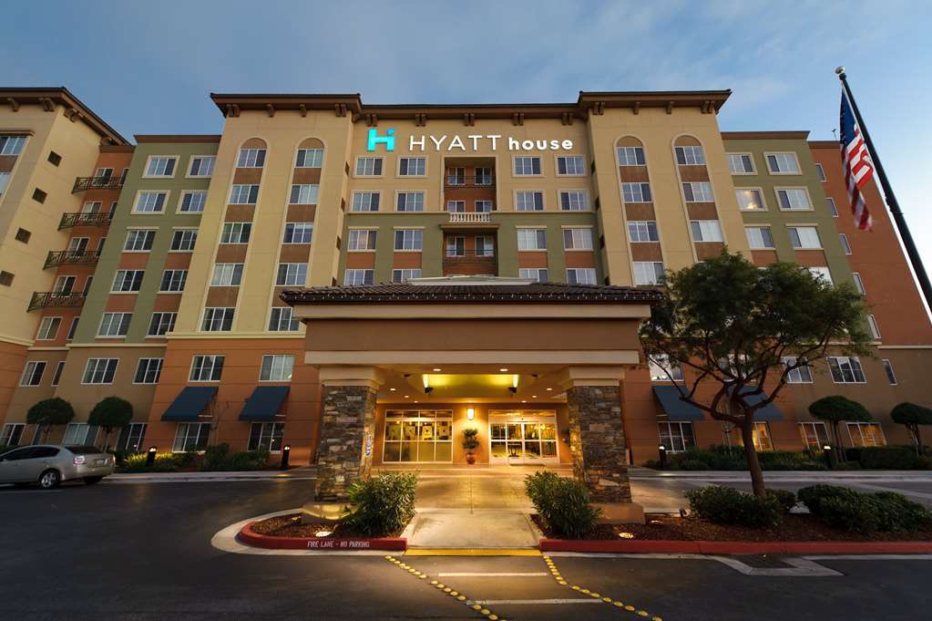 Hyatt House Santa Clara Hotel Exterior photo